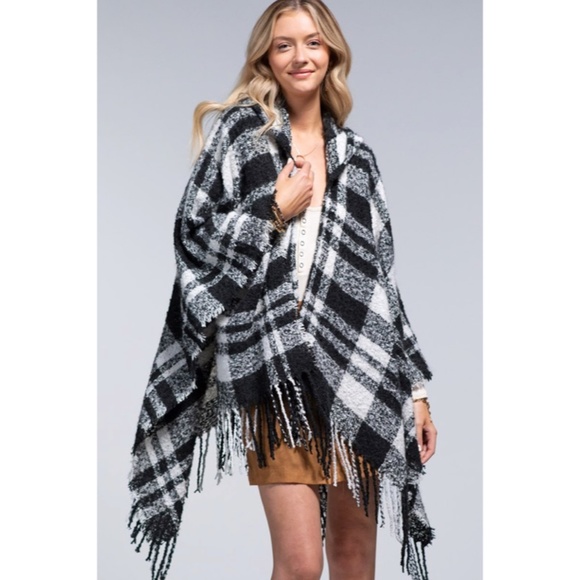 Accessories - SOLD OUT Black & White Plaid Ruana Hooded Hoodie Poncho Knit Fall Winter Casual